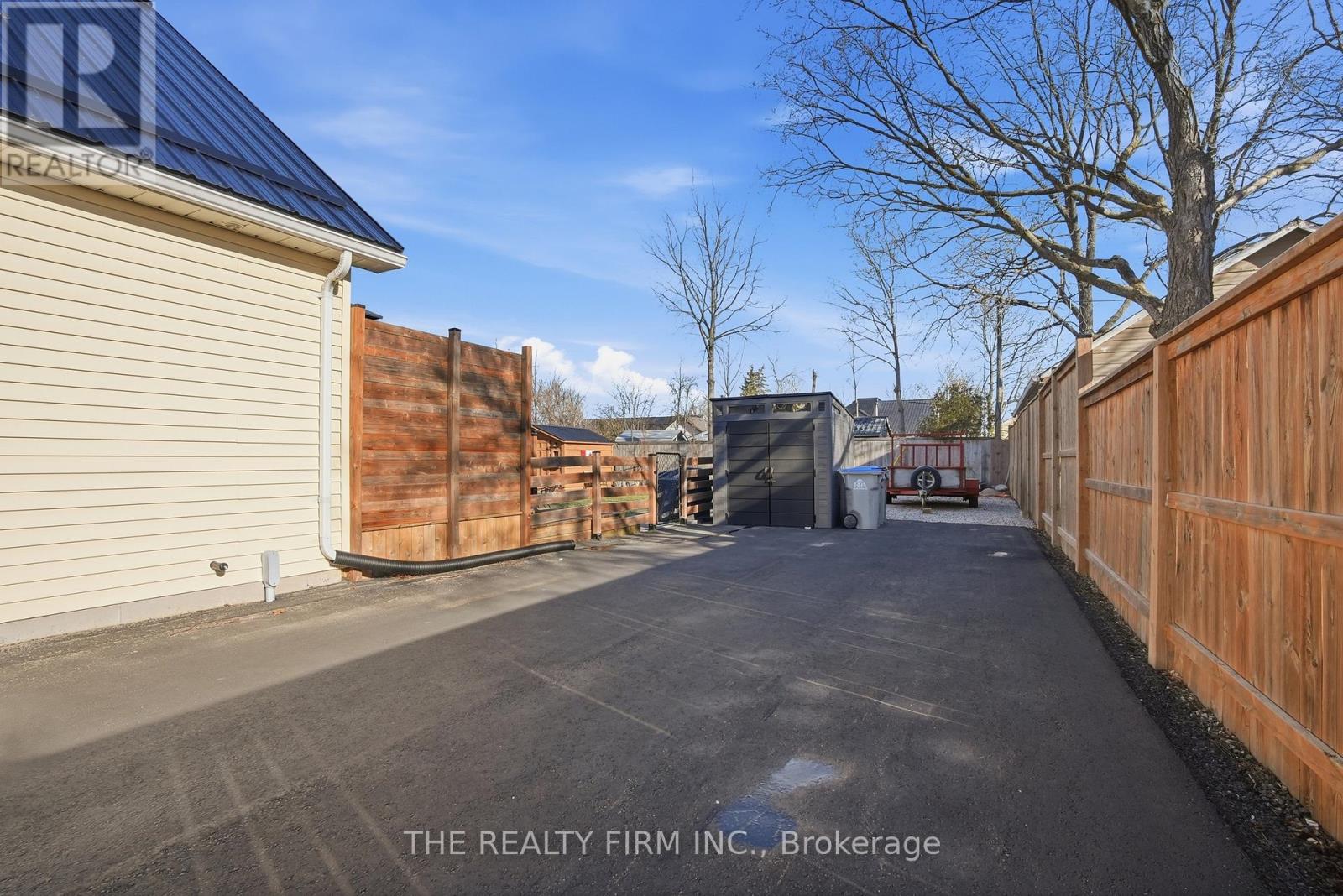 521 ONTARIO STREET Property Photo