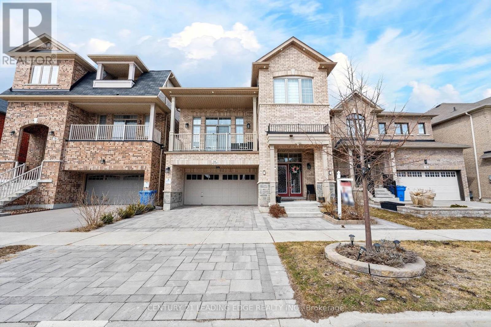 34 BUTTONLEAF CRESCENT - 2