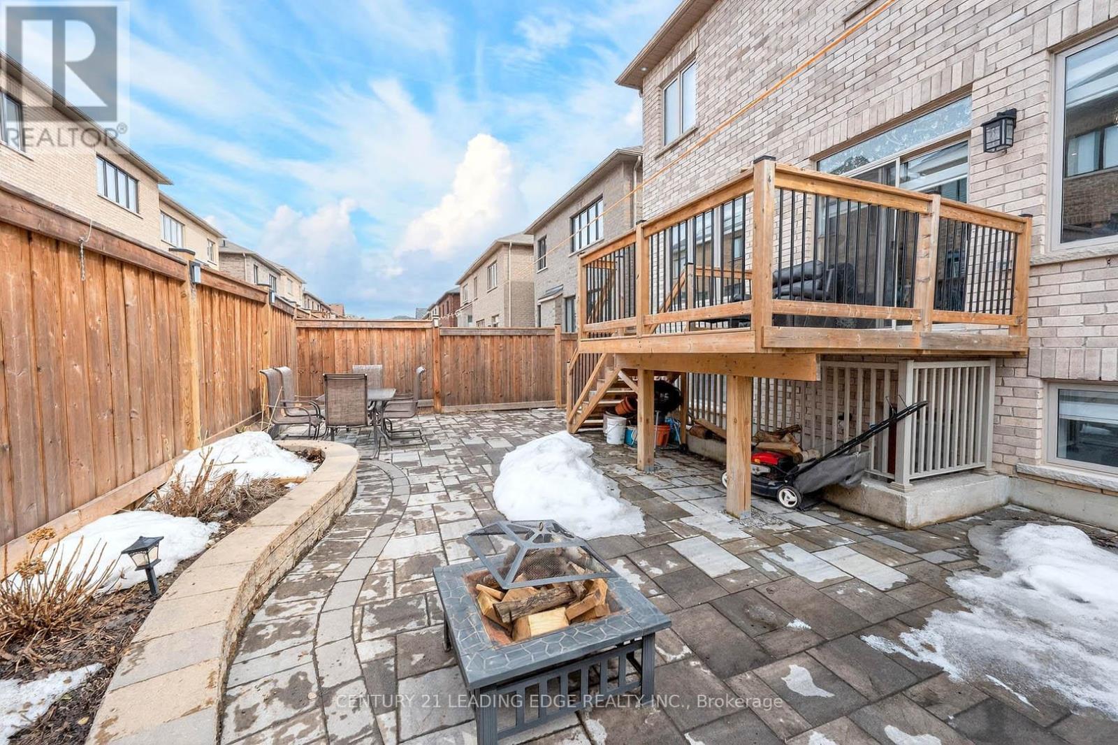 34 BUTTONLEAF CRESCENT - 46