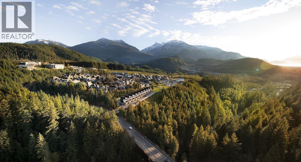 2 2900 UNIVERSITY BOULEVARD, Squamish