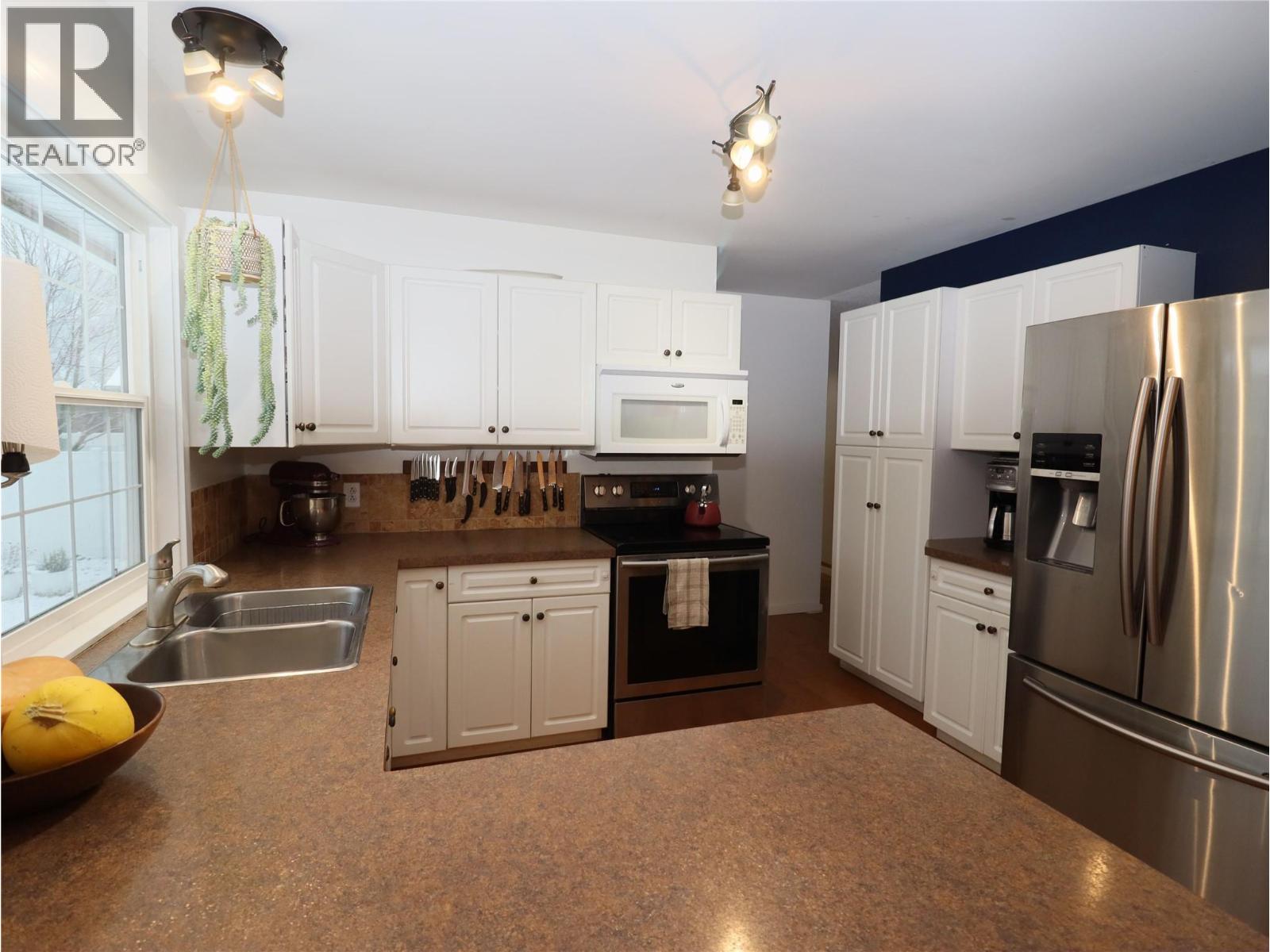 7665 BOUNDARY Drive - 12