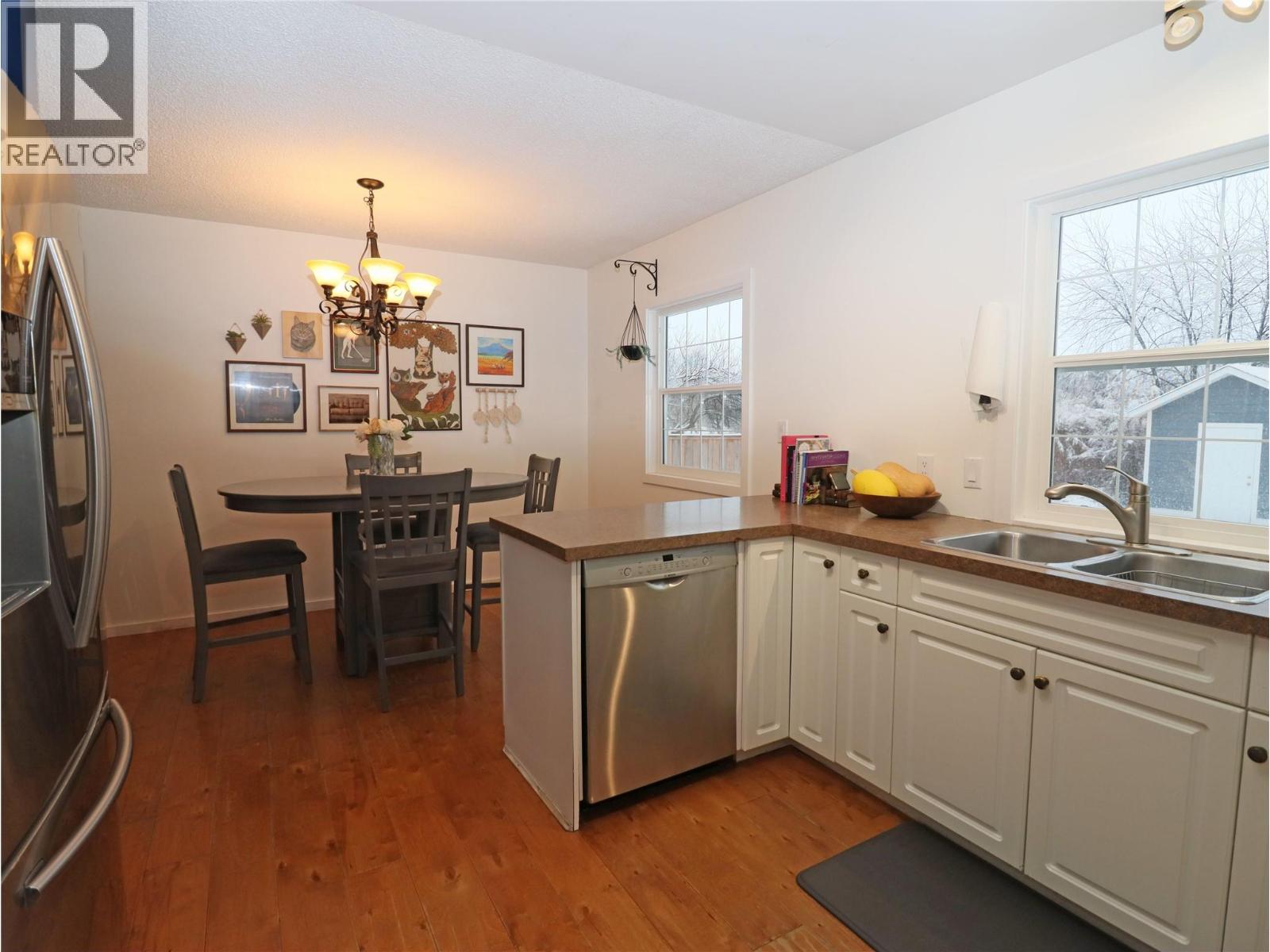 7665 BOUNDARY Drive - 16