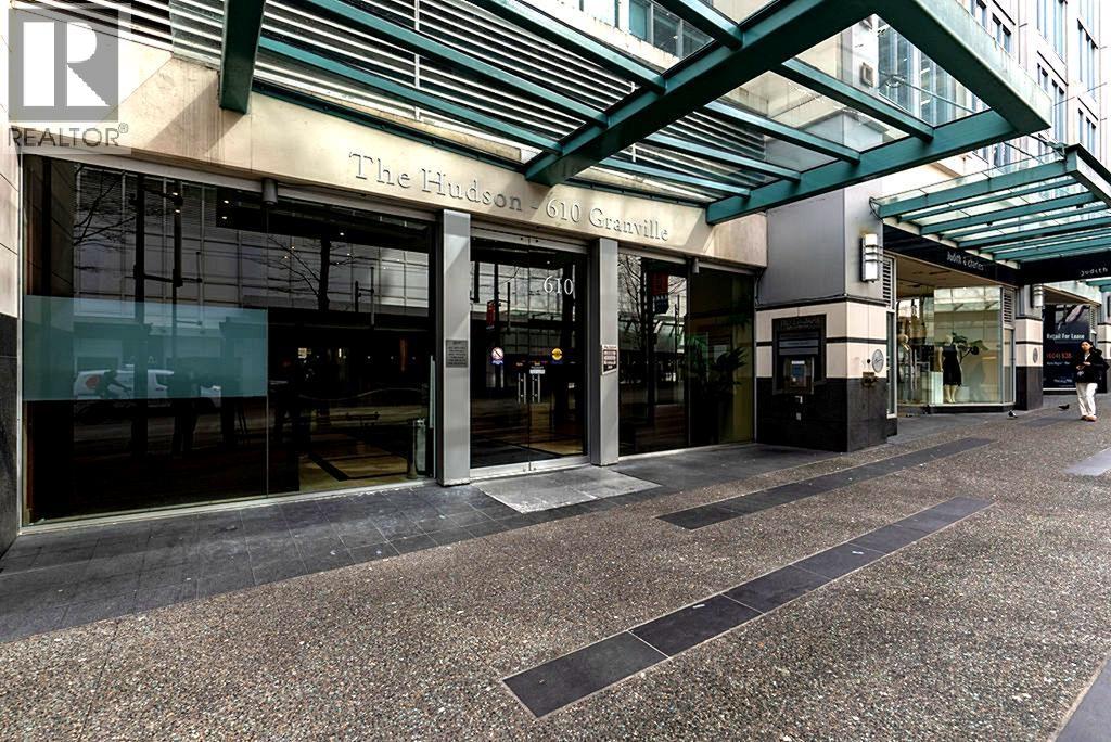1906 610 GRANVILLE Street - photo 2
