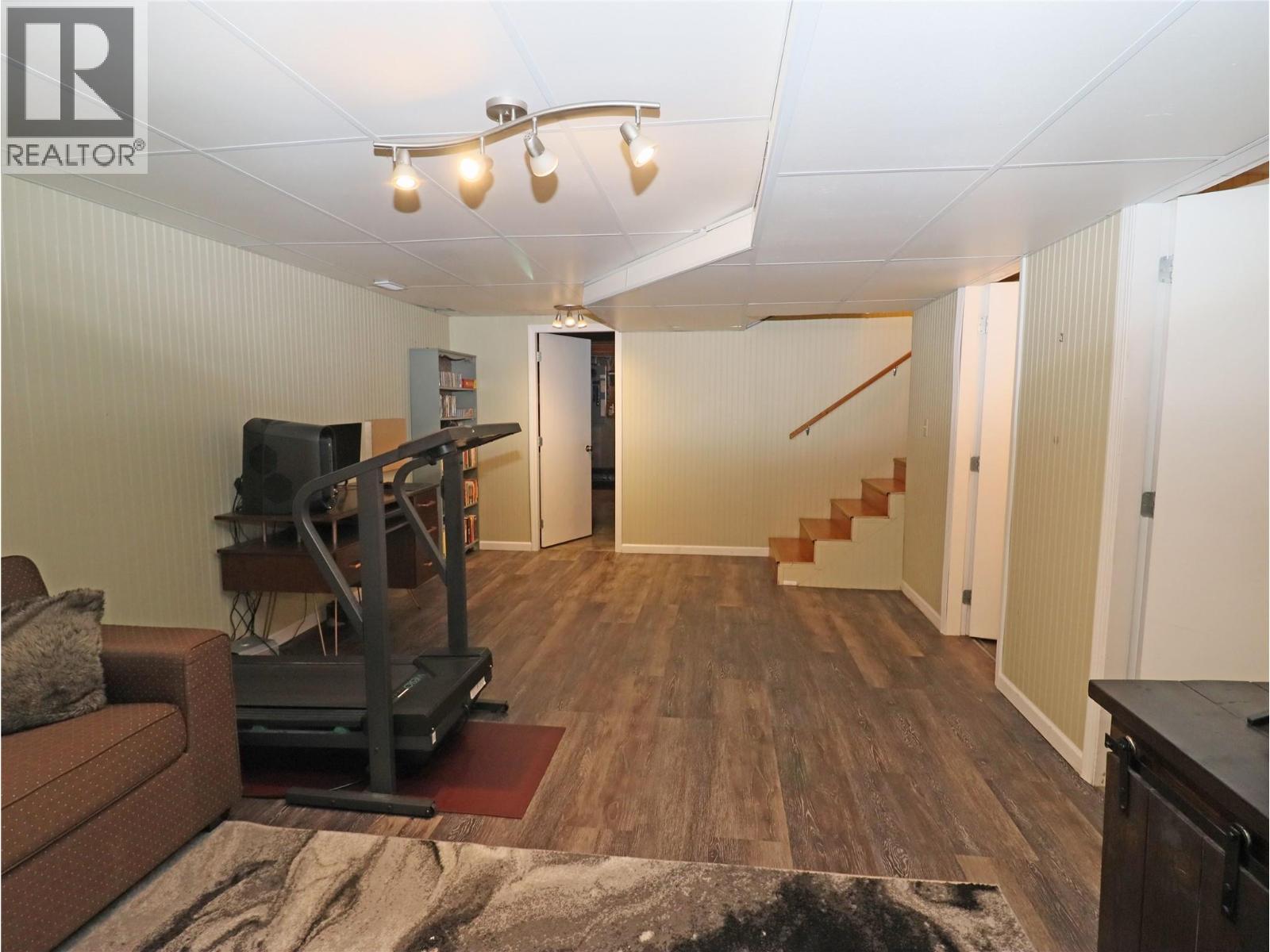 7665 BOUNDARY Drive - 32