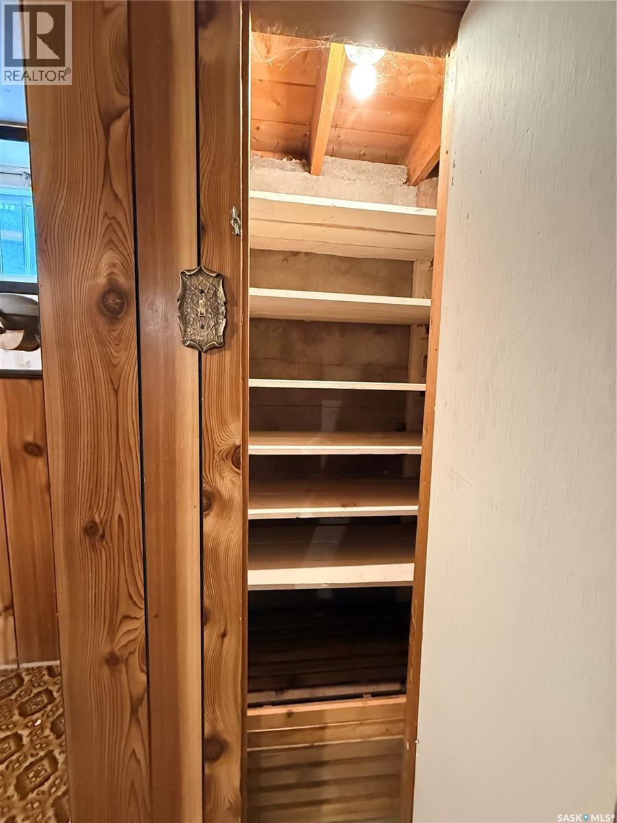 Single Family House Bungalow for Sale in  th AVENUE NW Swift Current 