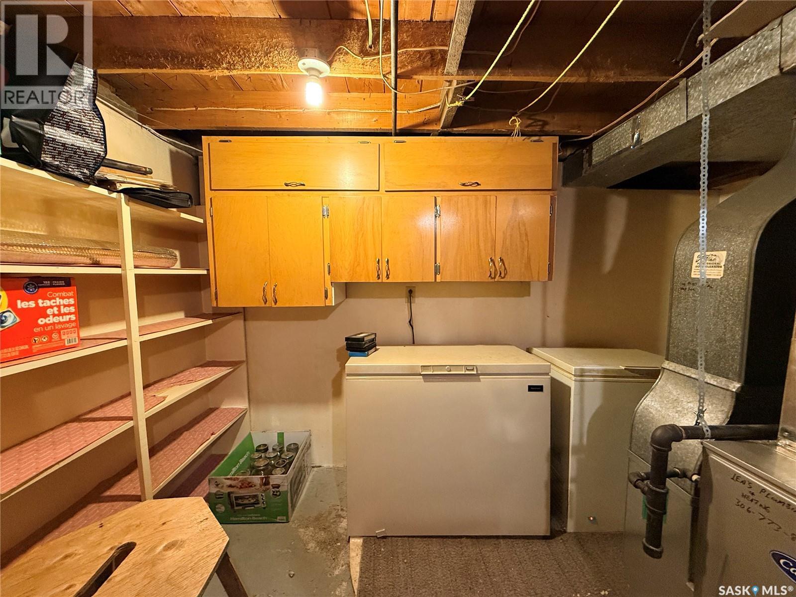 Single Family House Bungalow for Sale in  th AVENUE NW Swift Current 