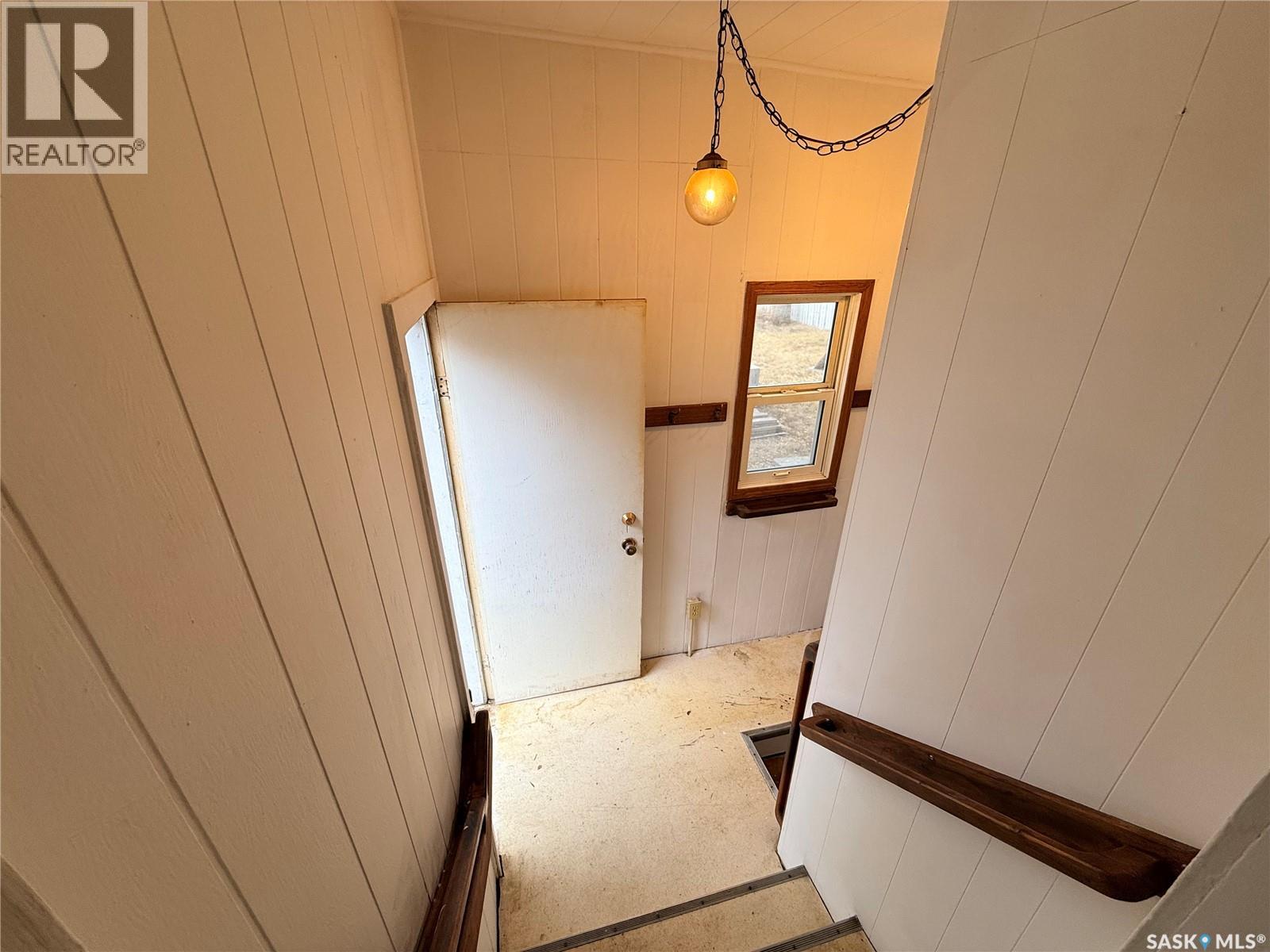 Single Family House Bungalow for Sale in  th AVENUE NW Swift Current 