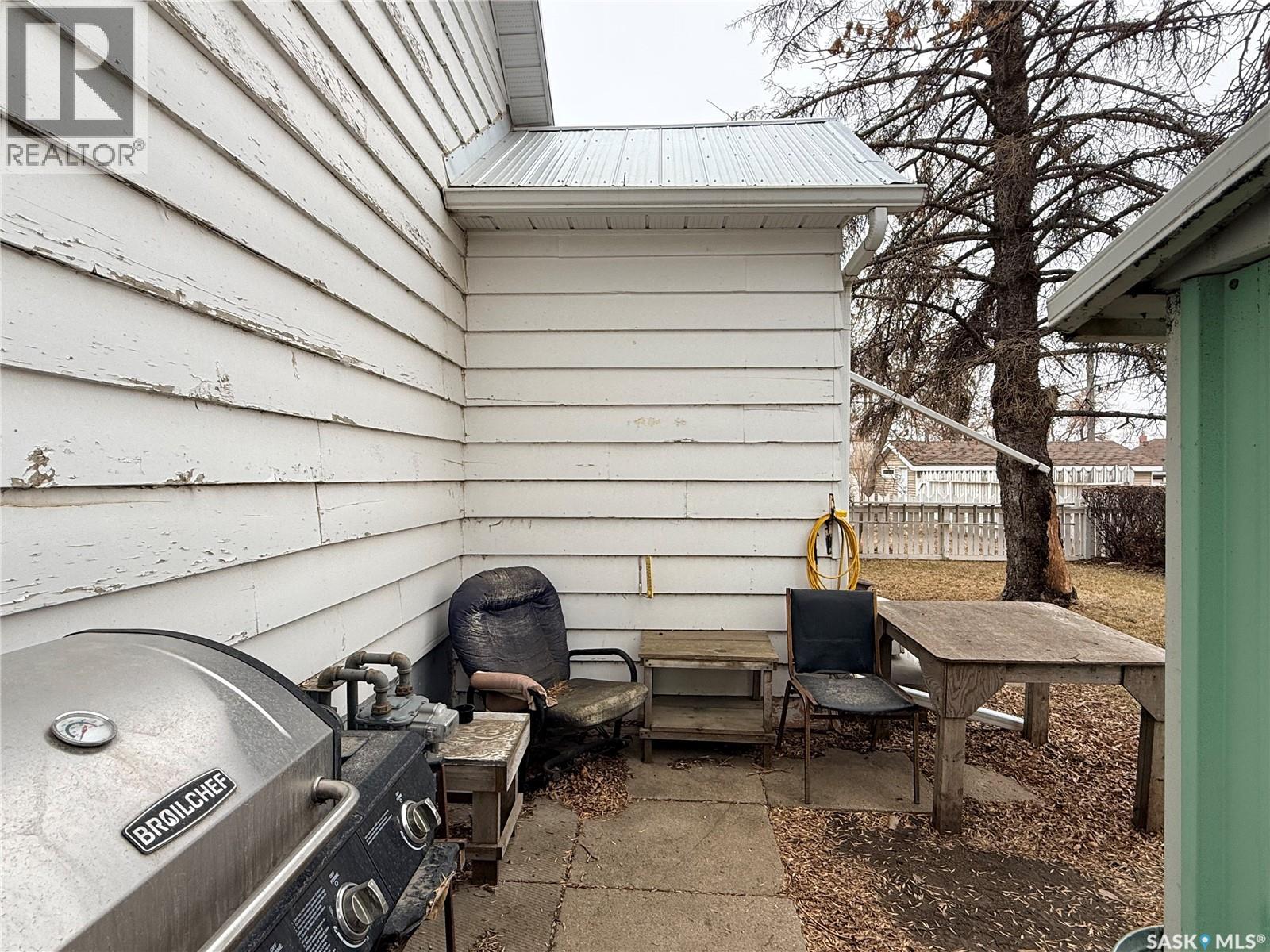 392 9TH AVENUE NW - 34
