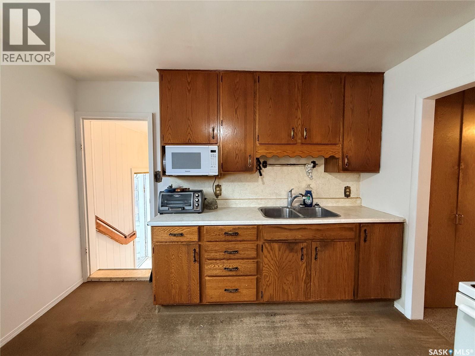 392 9TH AVENUE NW - 5