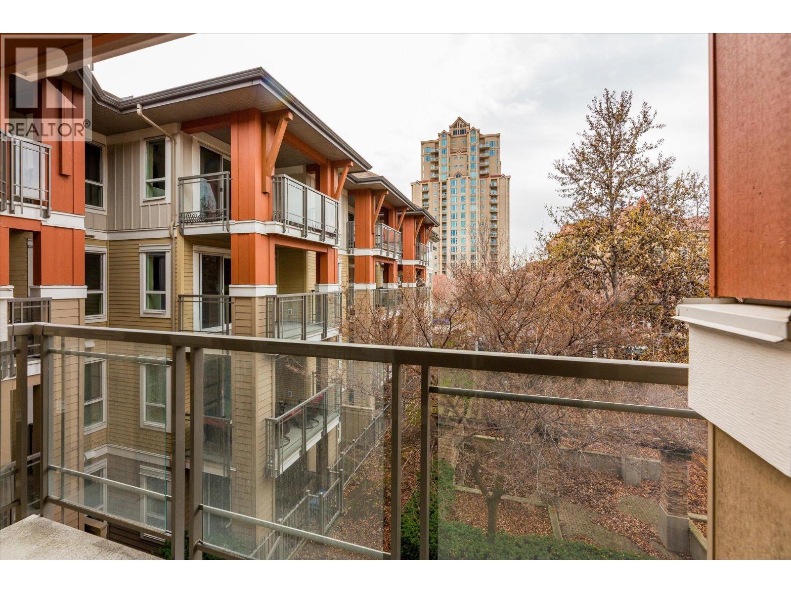 1099 Sunset Drive Unit# 333, Kelowna