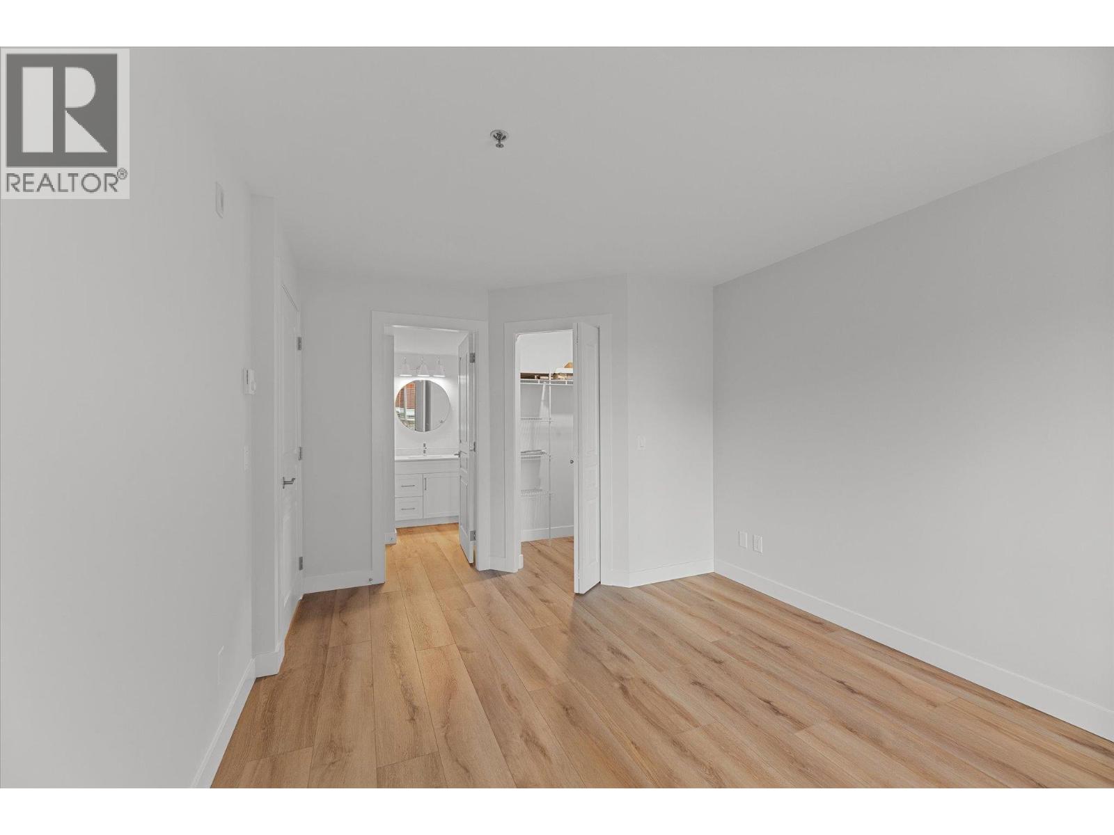 1099 Sunset Drive Unit# 333, Kelowna