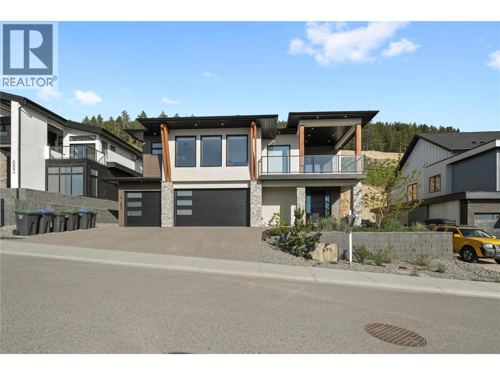  695 Deans Drive, Kelowna