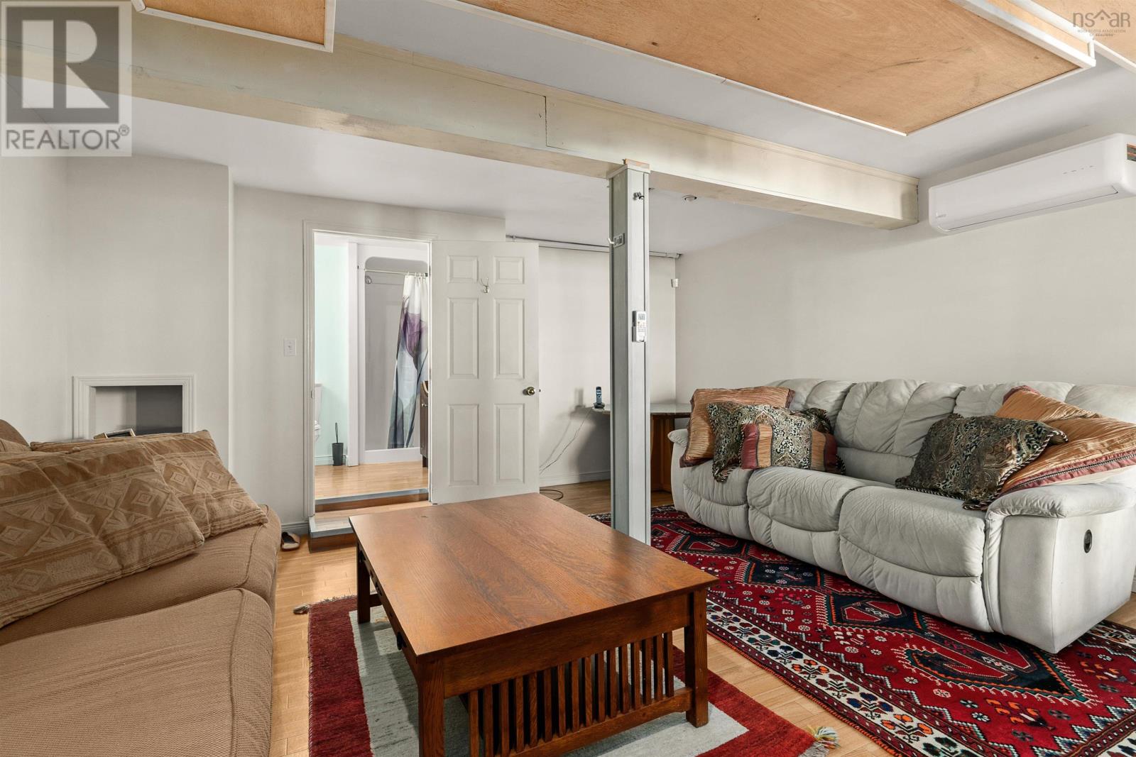 Property 20 of 44 of 45 Southwest Cove Road