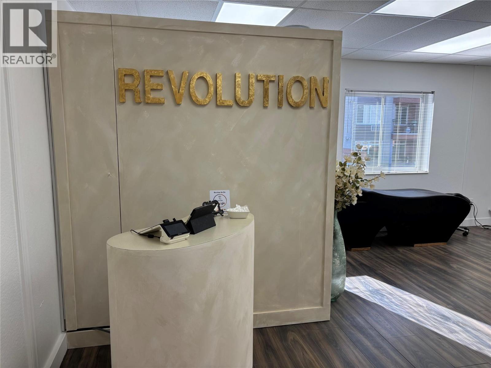 201 1579 Sutherland Avenue, Kelowna