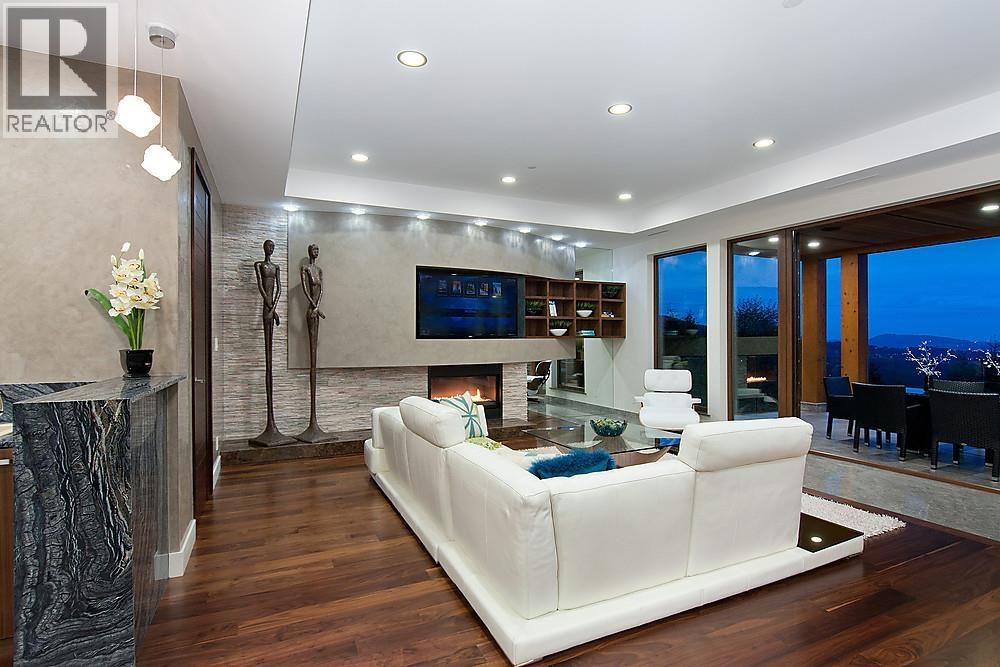 1037 MILLSTREAM ROAD, West Vancouver