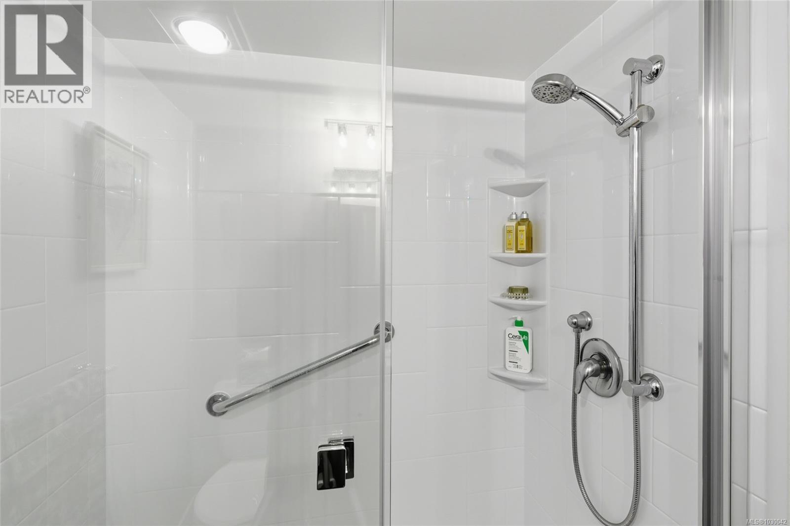 #302 220 TOWNSITE RD - 13