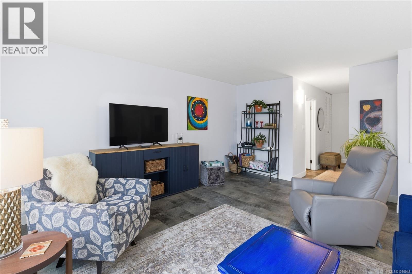 #302 220 TOWNSITE RD - 14