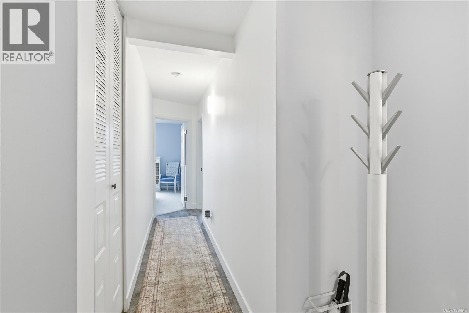 #302 220 TOWNSITE RD - 21