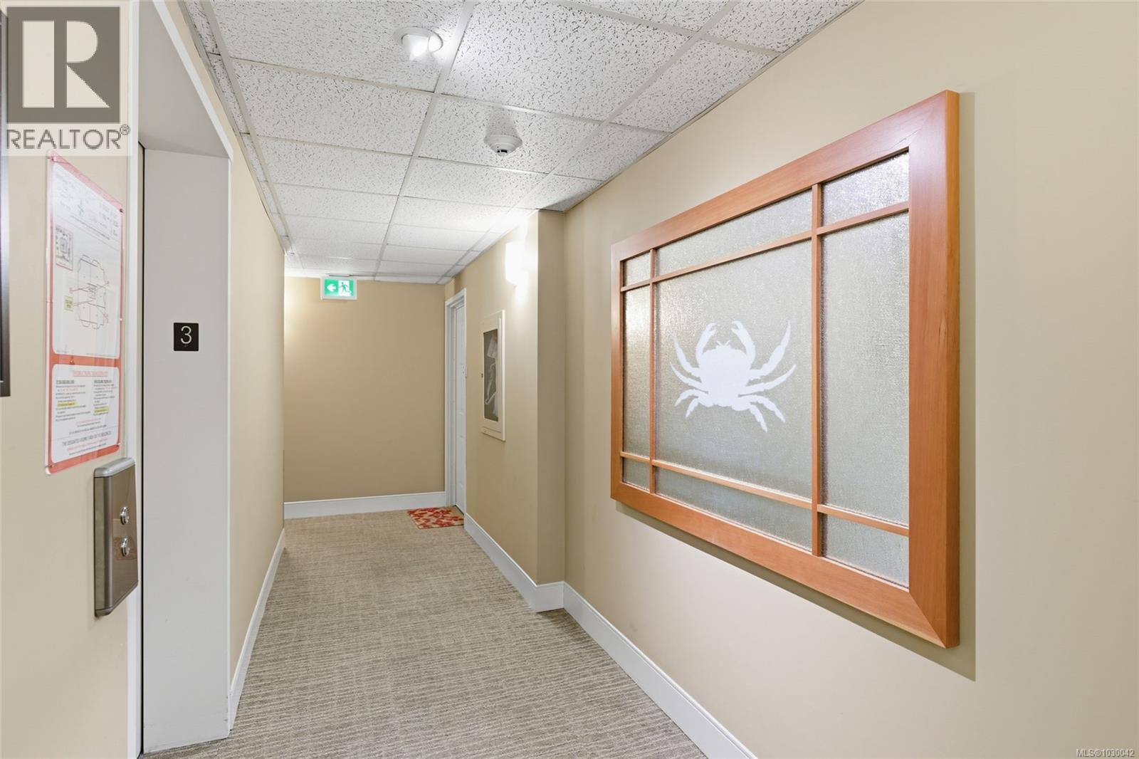 #302 220 TOWNSITE RD - 33