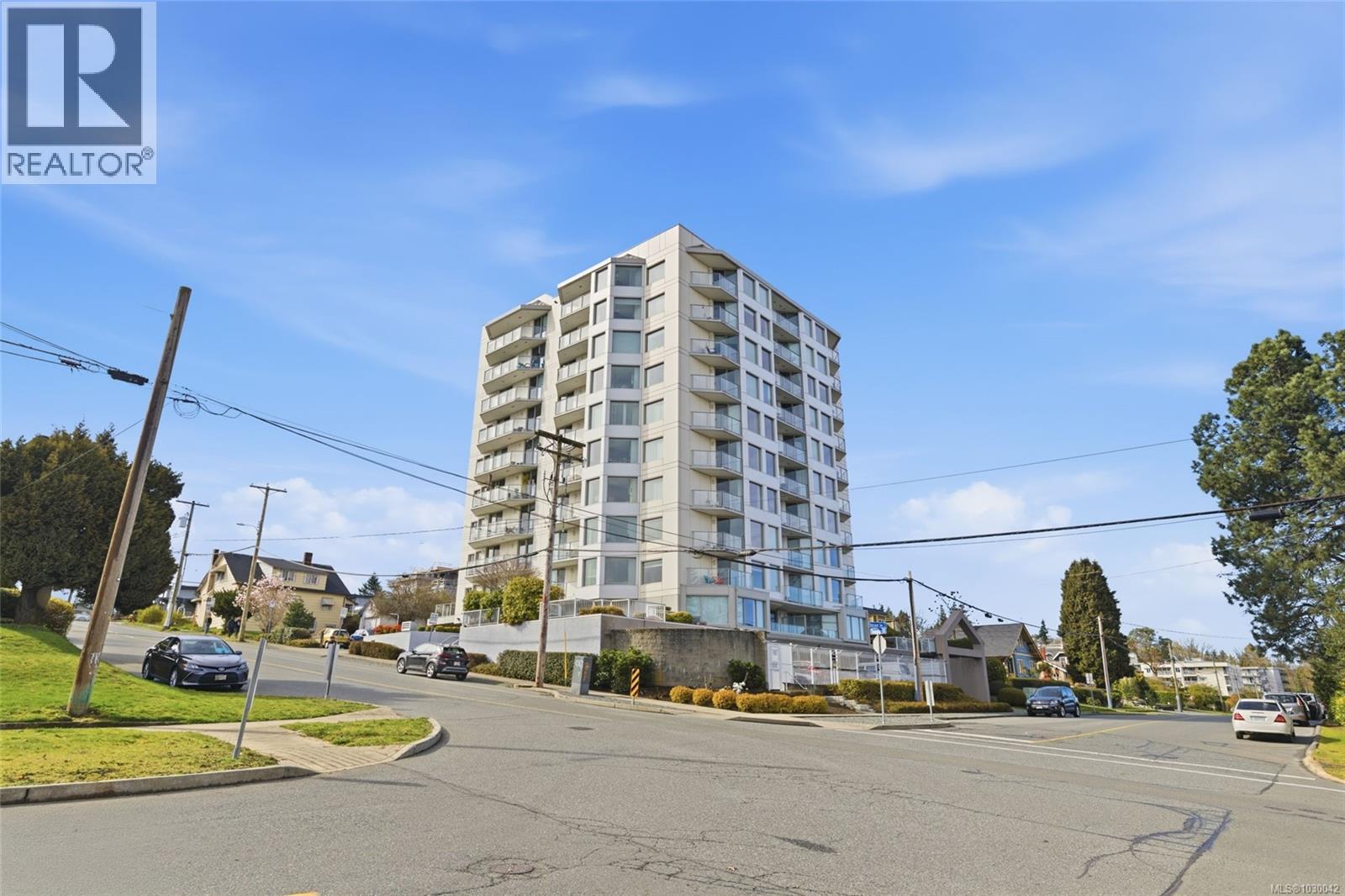 #302 220 TOWNSITE RD - 42