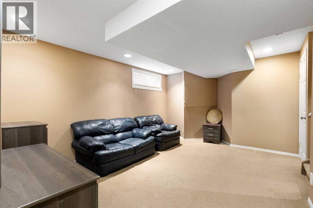 Single Family House for Sale in  Bridlewood Circle SW Bridlewood Calgary 