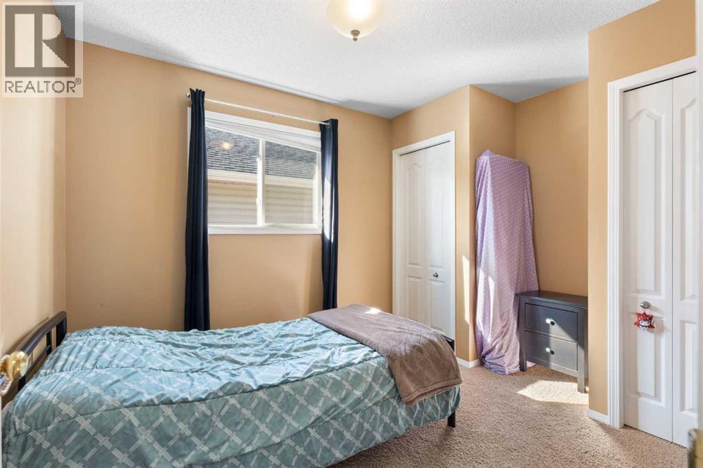 Single Family House for Sale in  Bridlewood Circle SW Bridlewood Calgary 