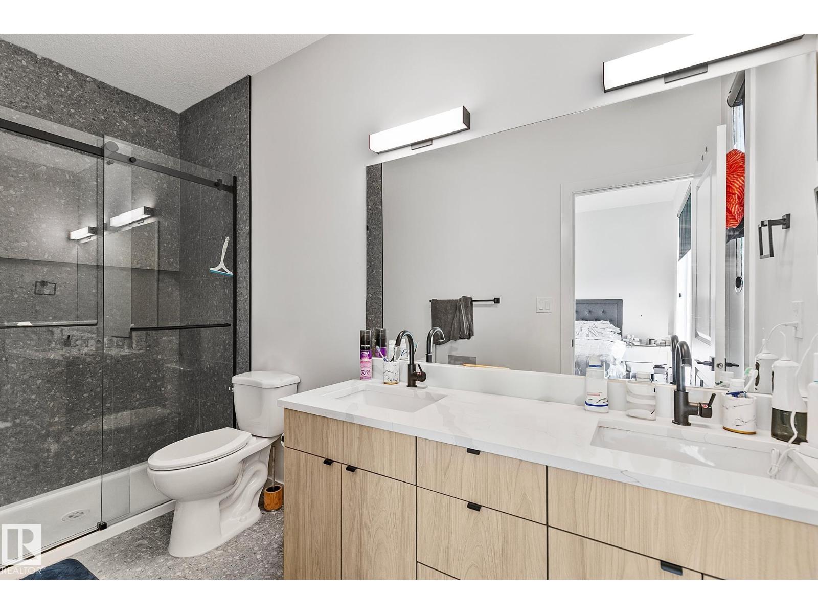 14904 109 AV NW - 24