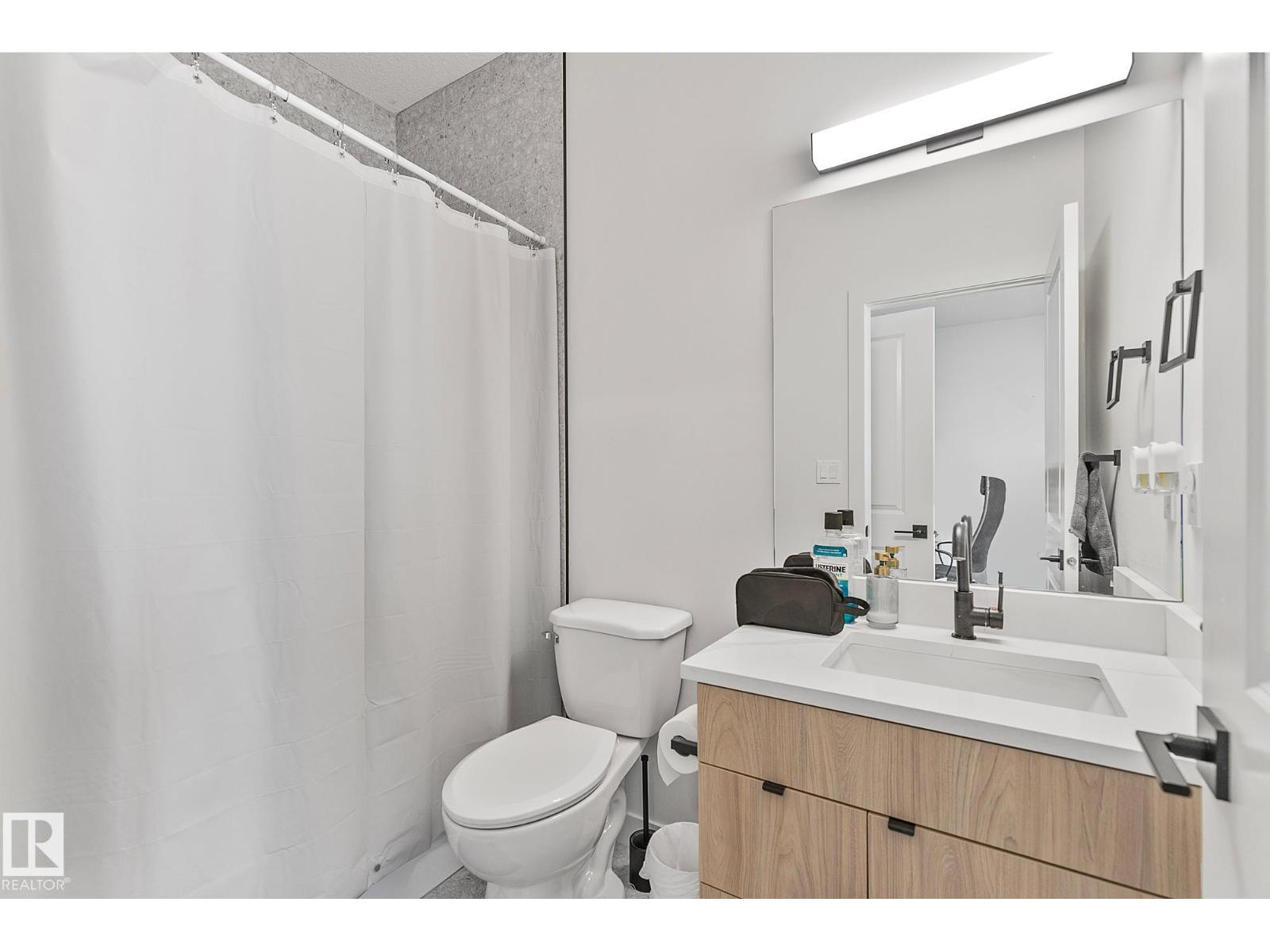 14904 109 AV NW - 26