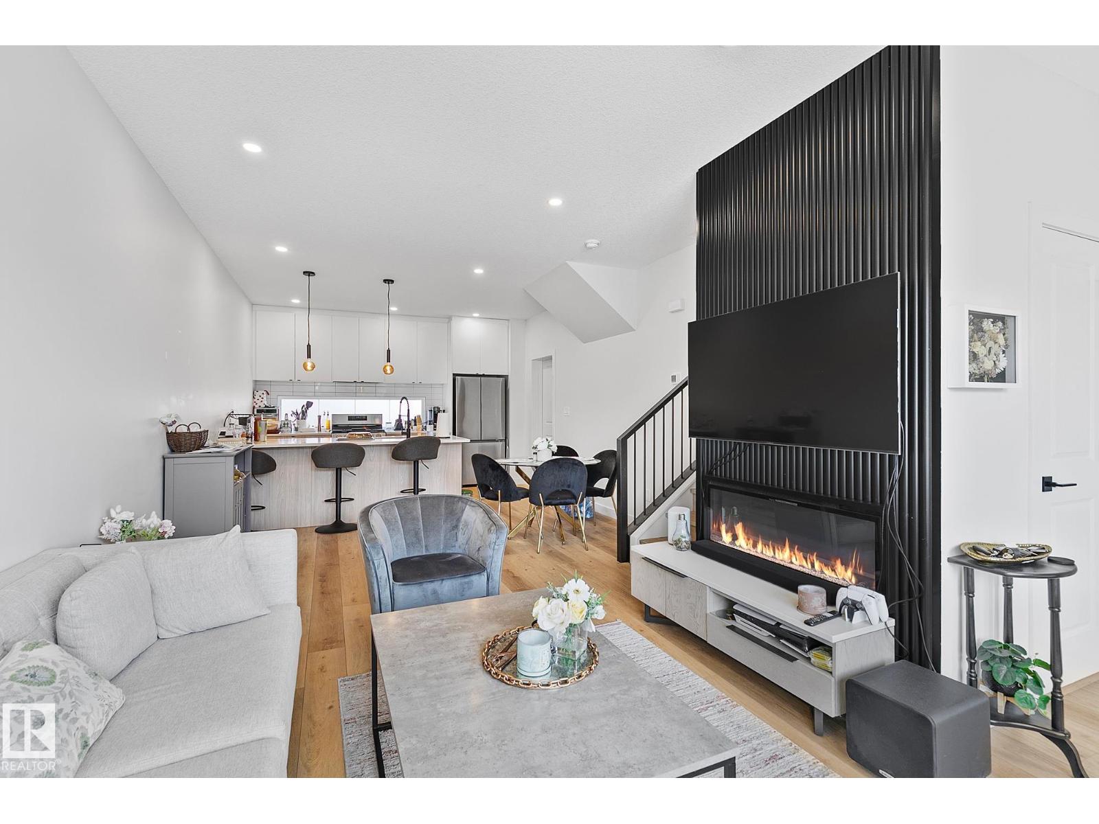 14904 109 AV NW - 9