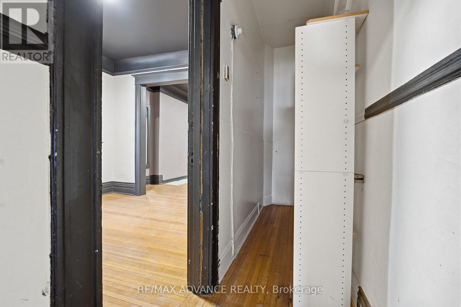 82A AUGUSTA AVENUE - 12