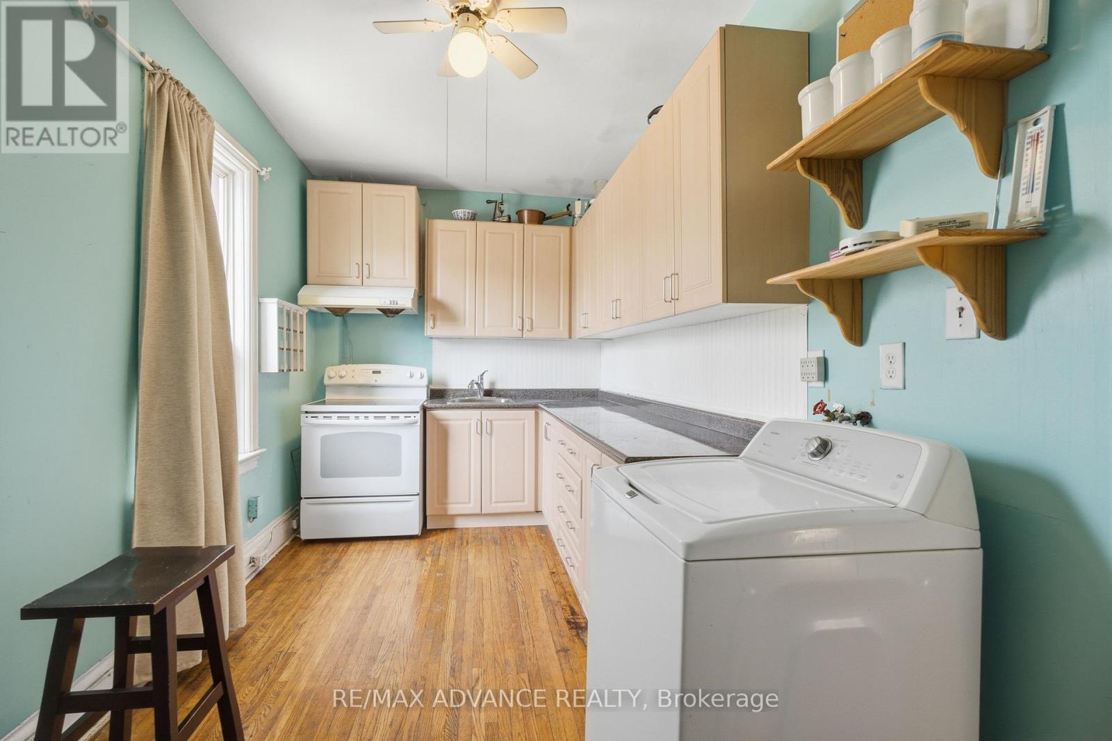 82A AUGUSTA AVENUE - 20