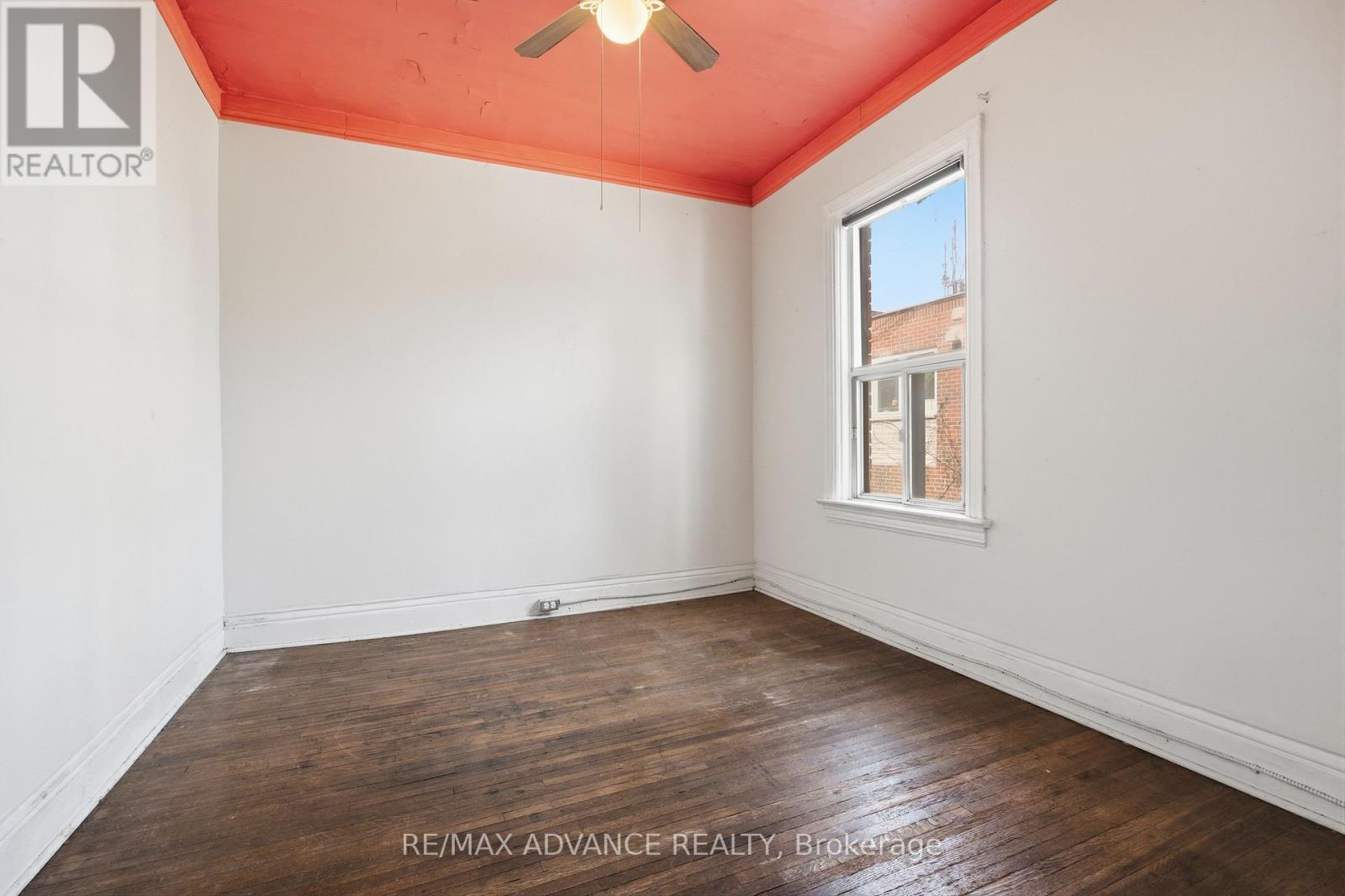 82A AUGUSTA AVENUE - 30