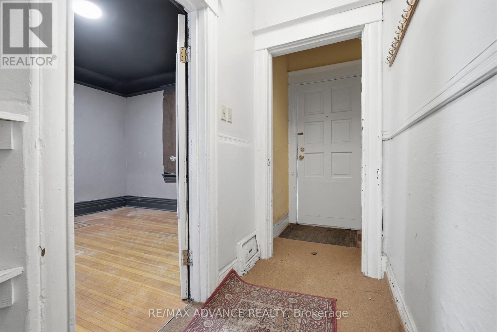 82A AUGUSTA AVENUE - 4