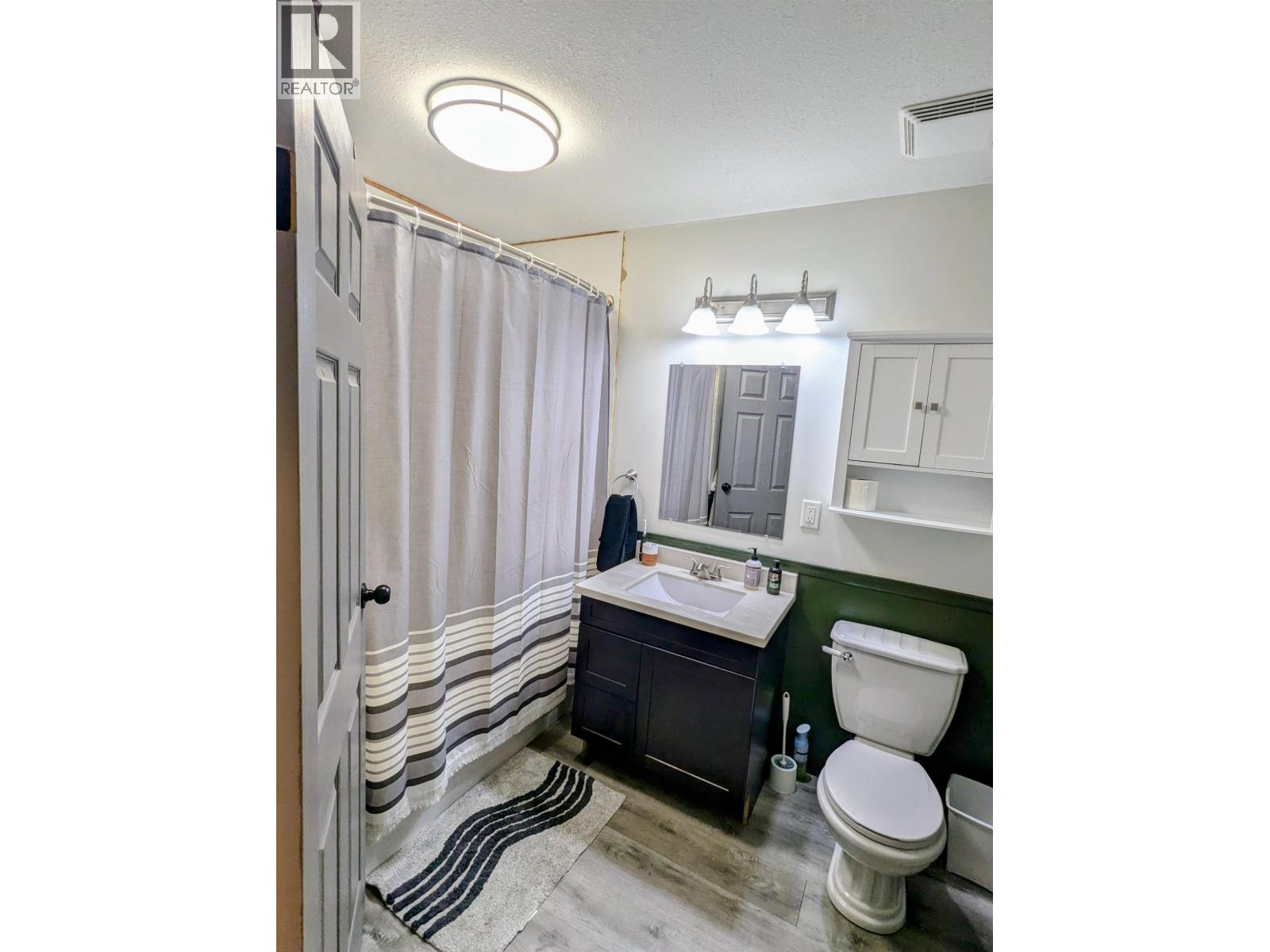 1222 14TH AVENUE - 10