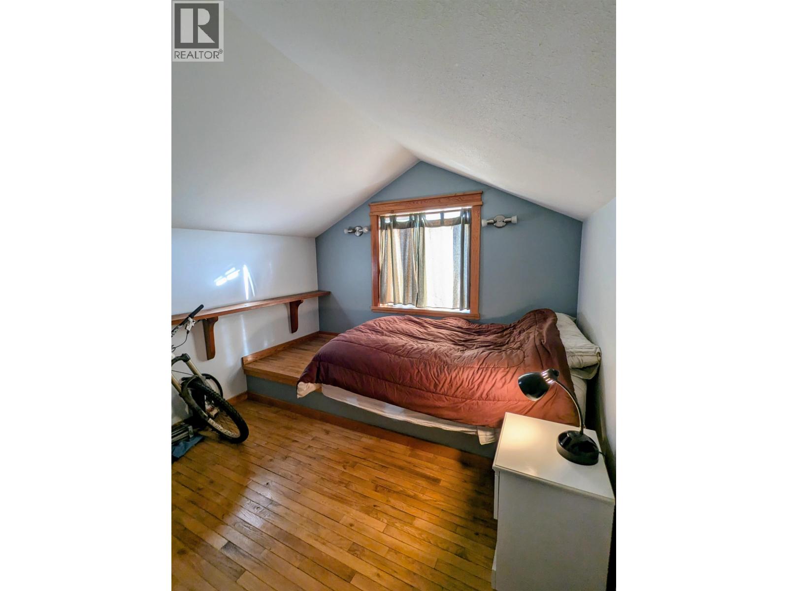 1222 14TH AVENUE - 13