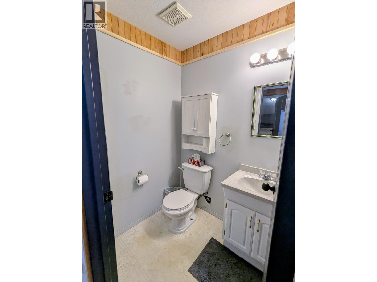 1222 14TH AVENUE - 15