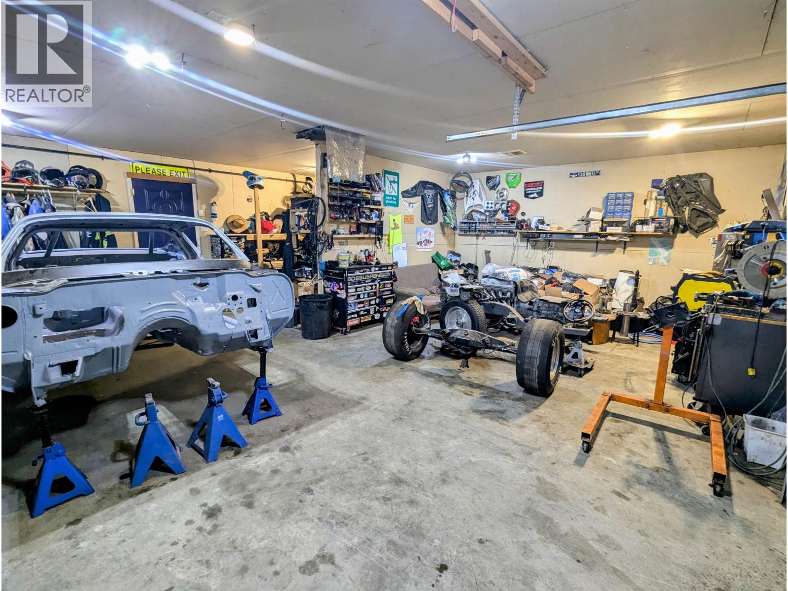 1222 14TH AVENUE - 17