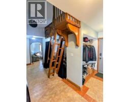 Loft - 1222 14th Avenue, Valemount, BC V0E2Z0 Photo 8
