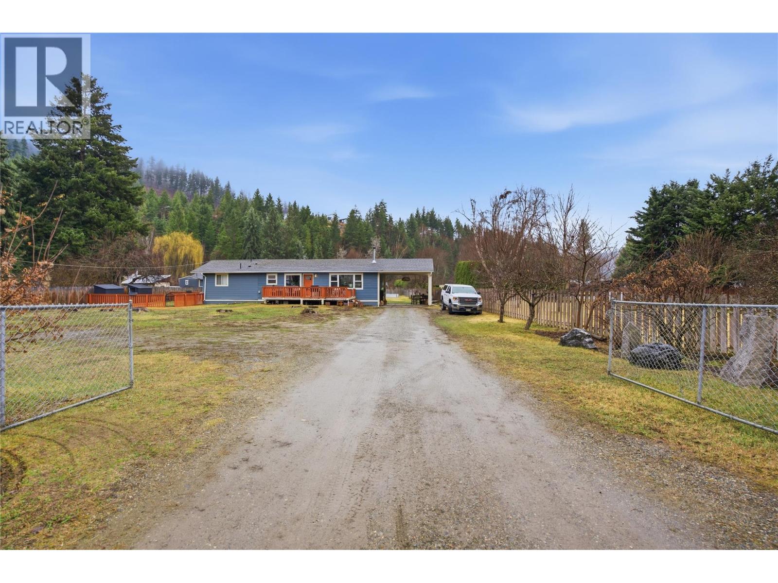  658 DIXON CREEK Road, Barriere