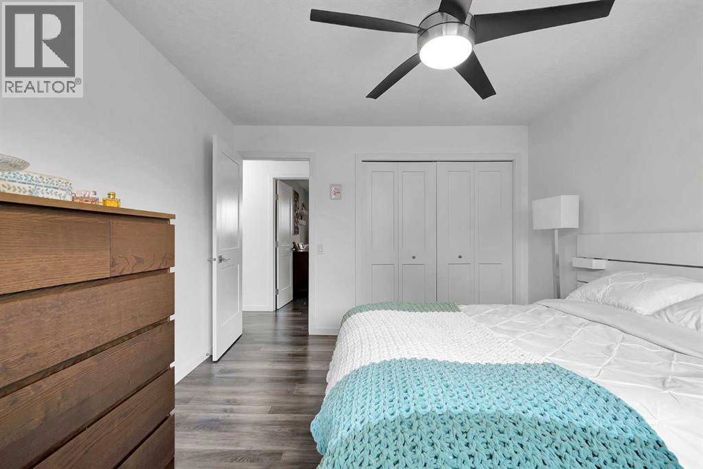 Single Family House Bi-level for Sale in  Dalrymple Way NW Dalhousie Calgary 