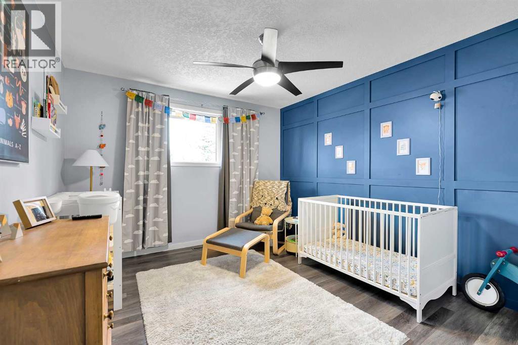 Single Family House Bi-level for Sale in  Dalrymple Way NW Dalhousie Calgary 