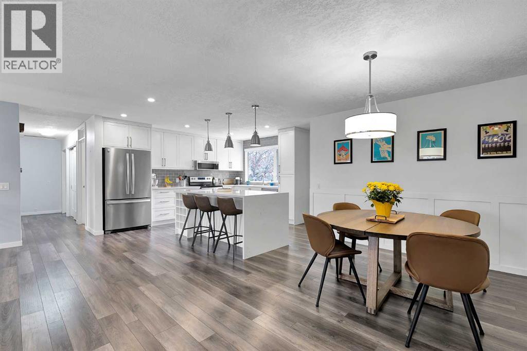 Single Family House Bi-level for Sale in  Dalrymple Way NW Dalhousie Calgary 