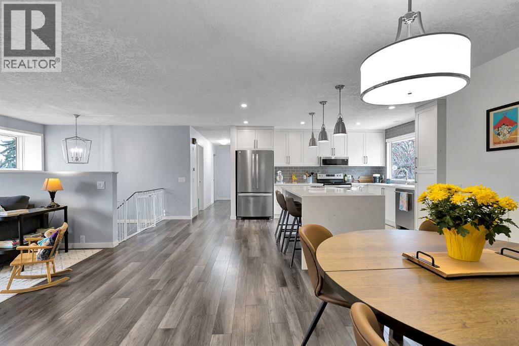 Single Family House Bi-level for Sale in  Dalrymple Way NW Dalhousie Calgary 