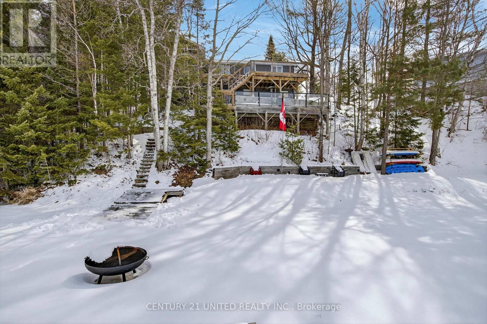 62 BENTLEY PLACE - 3