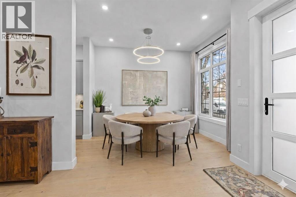 937 42 Street SW, Calgary, Alberta