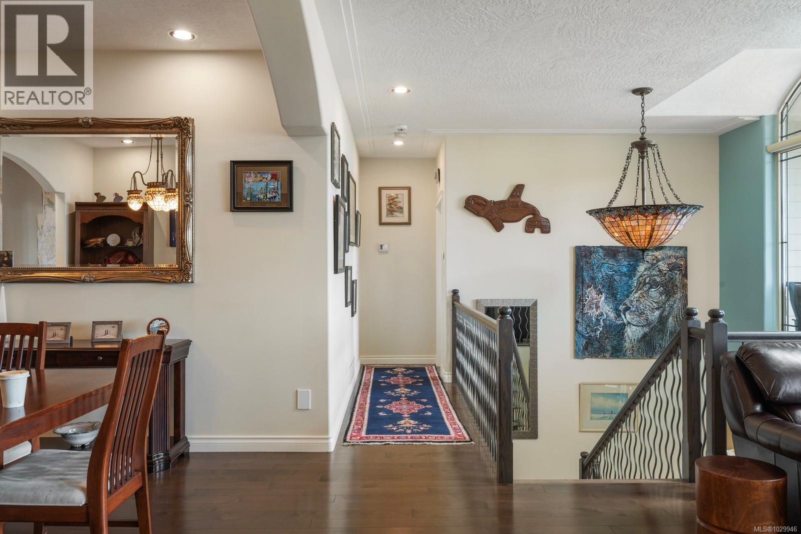  7012 Island View Place, Central Saanich