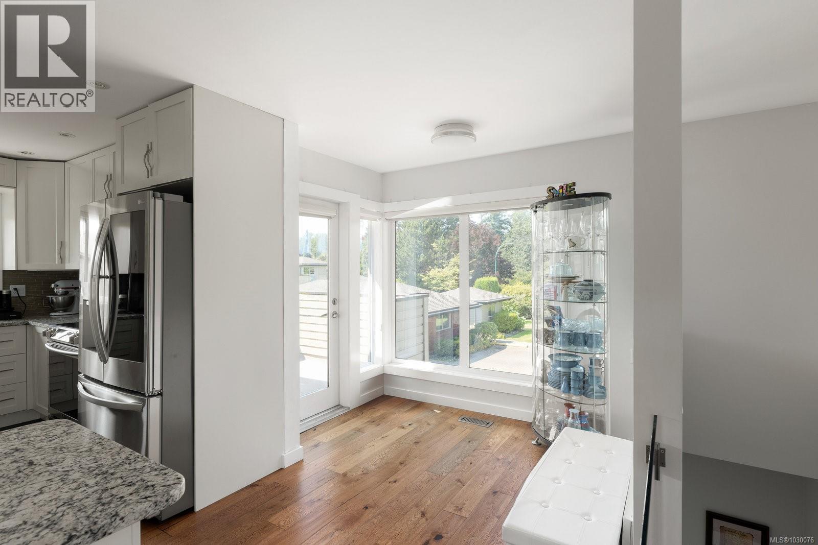 124 2345 Cedar Hill Cross Road, Oak Bay