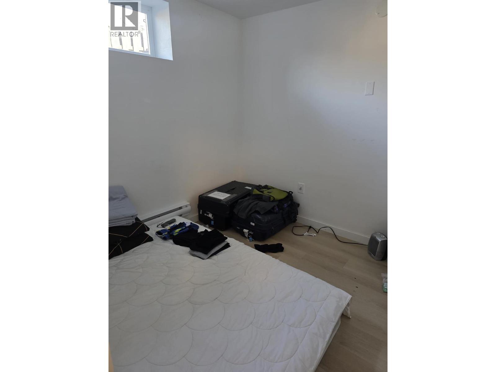 142 CURLEW PLACE - 13