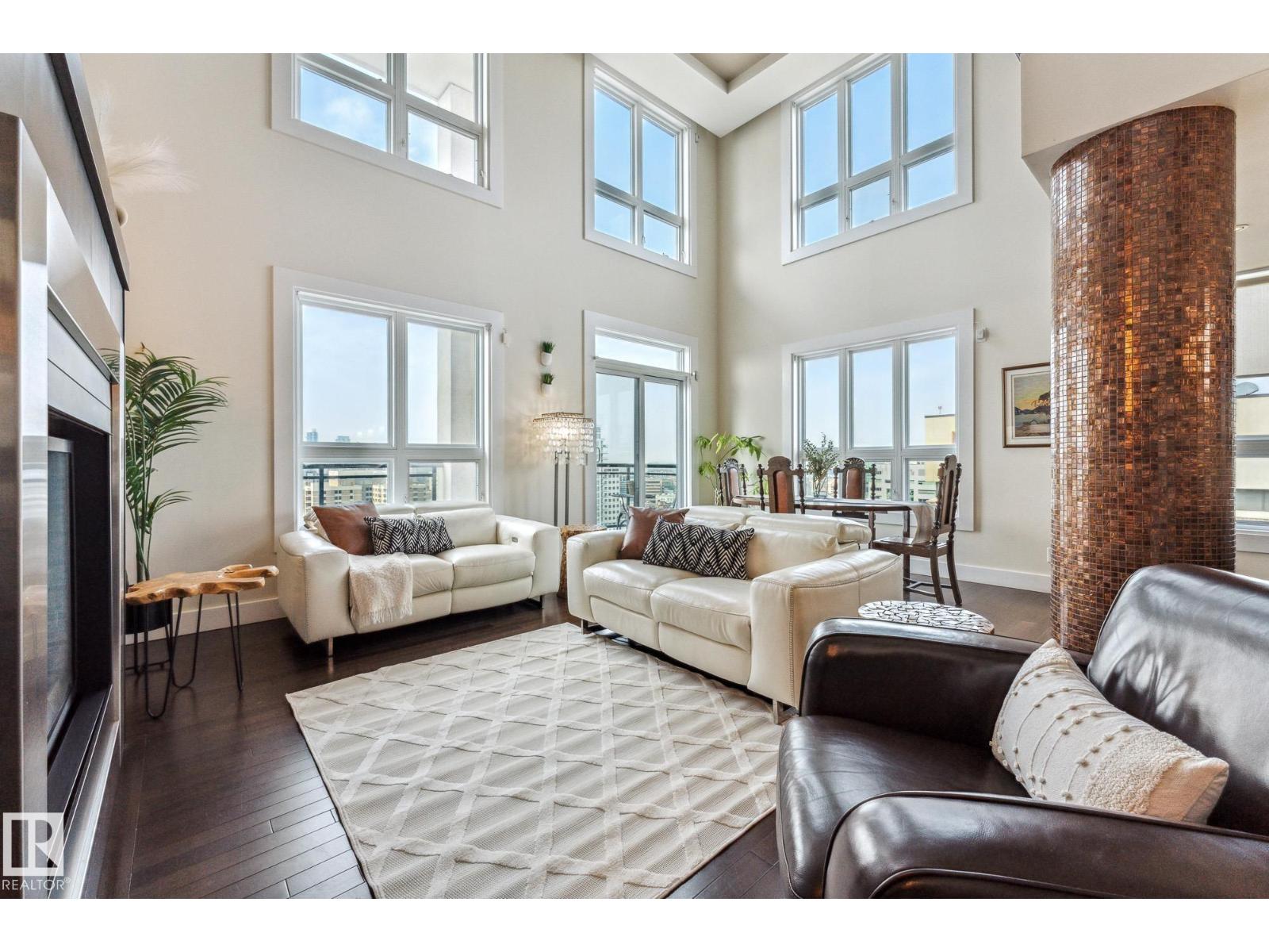 #PH04/1804 9939 109 ST NW - 7