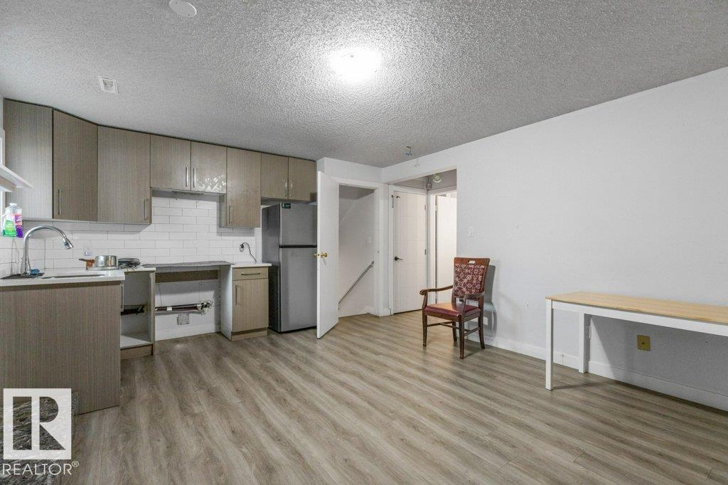 3132 49A ST NW - 22